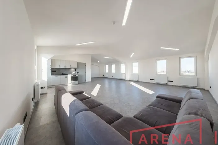 Pronájem skladu, Brno, Tovární, 364 m2