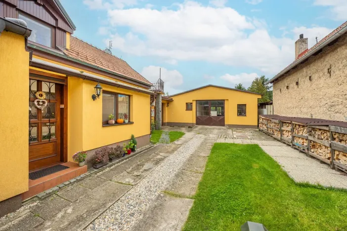 Prodej rodinného domu, Hradištko, 241 m2