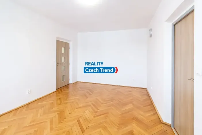 Pronájem bytu 3+1, Skrbeň, Hlavní, 70 m2