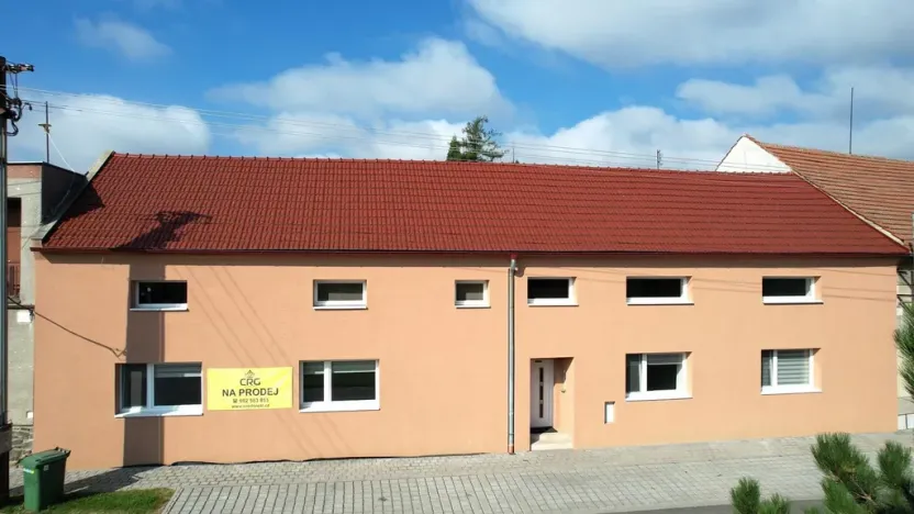 Prodej rodinného domu, Vážany, 220 m2