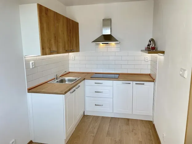 Pronájem bytu 1+1, Praha - Záběhlice, Aubrechtové, 36 m2