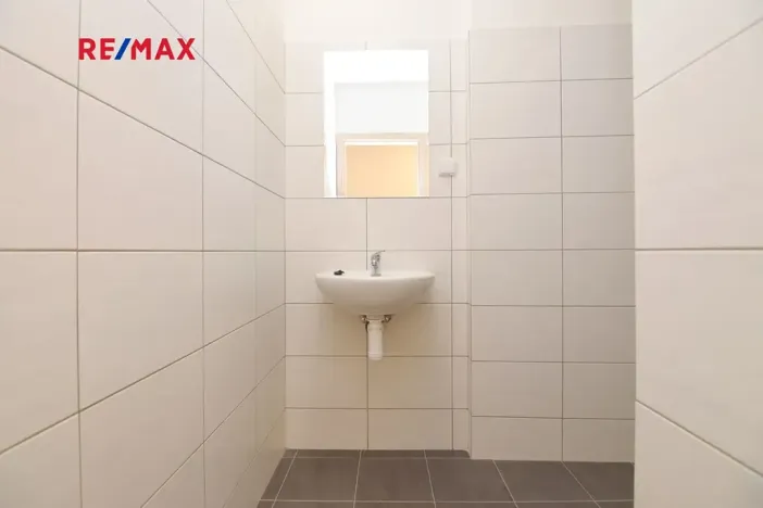 Pronájem kanceláře, Nymburk, Náměstí Přemyslovců, 10 m2