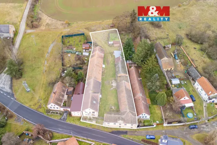 Prodej rodinného domu, Stříbro - Otročín, 300 m2