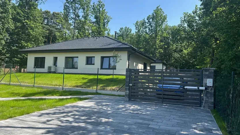 Prodej rodinného domu, Březová-Oleško, V Lísku, 160 m2