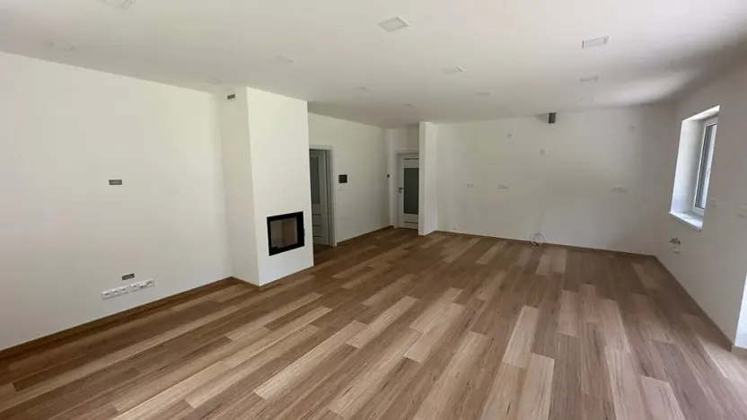 Prodej rodinného domu, Březová-Oleško, V Lísku, 160 m2