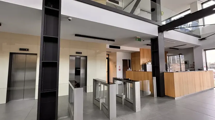 Pronájem kanceláře, Brno, Šumavská, 502 m2