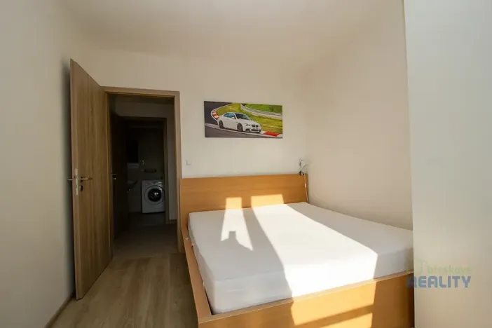 Pronájem bytu 2+kk, Praha - Stodůlky, Toufarova, 62 m2