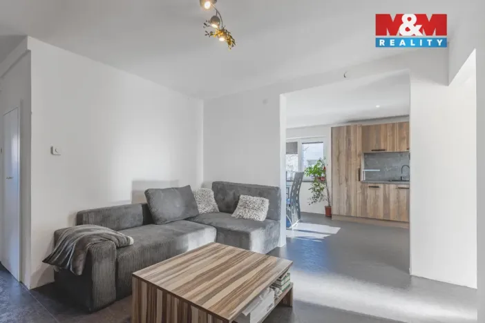 Prodej rodinného domu, Loza, 189 m2