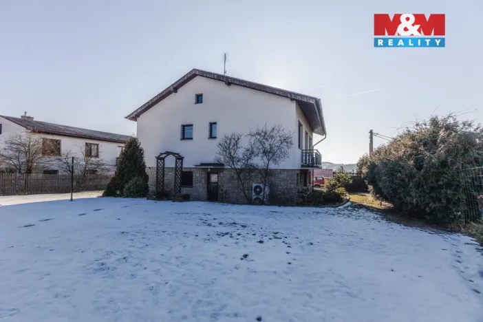 Prodej rodinného domu, Loza, 189 m2