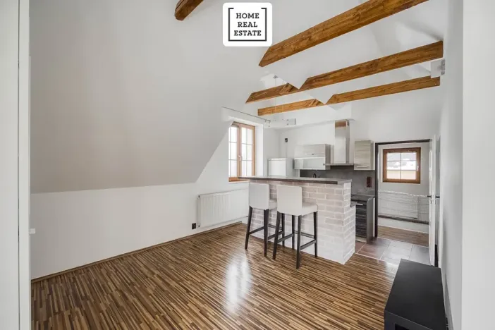 Pronájem ubytování, Praha - Dolní Měcholupy, U svornosti, 117 m2