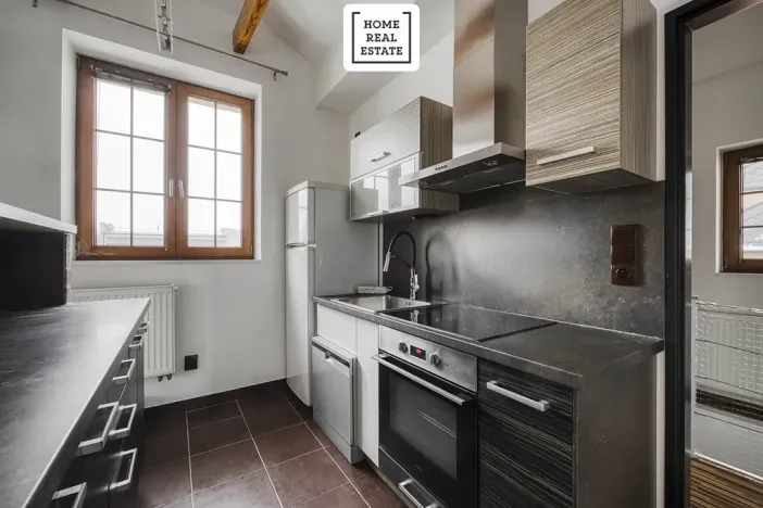 Pronájem apartmánu, Praha - Dolní Měcholupy, U svornosti, 117 m2