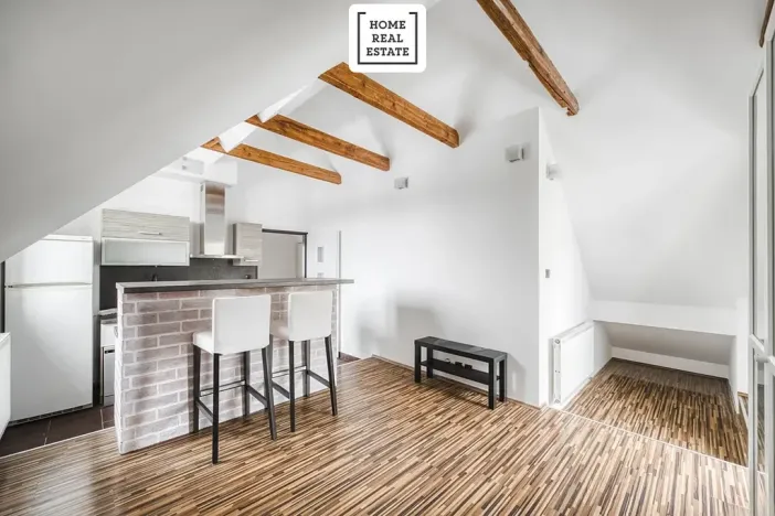Pronájem apartmánu, Praha - Dolní Měcholupy, U svornosti, 117 m2
