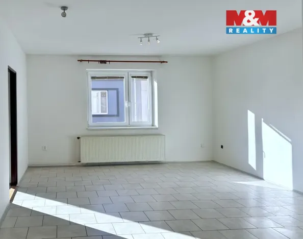Pronájem rodinného domu, Pardubice - Svítkov, Hradčanská, 90 m2