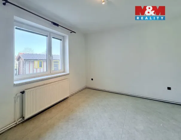 Pronájem rodinného domu, Pardubice - Svítkov, Hradčanská, 90 m2