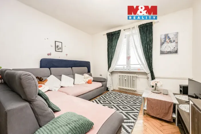 Prodej bytu 2+1, Olomouc - Hejčín, Ladova, 60 m2