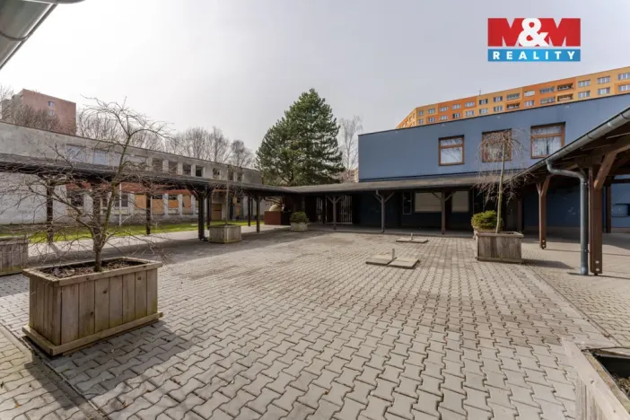 Pronájem restaurace, Ostrava - Hrabůvka, Františka Hajdy, 300 m2