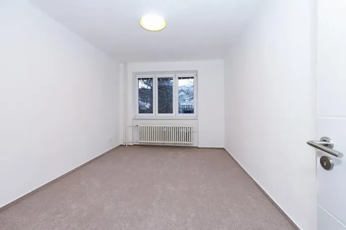 Pronájem bytu 3+1, Praha - Braník, Jeremenkova, 71 m2