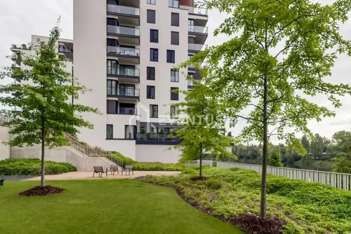 Pronájem bytu 2+kk, Praha - Holešovice, Sanderova, 58 m2