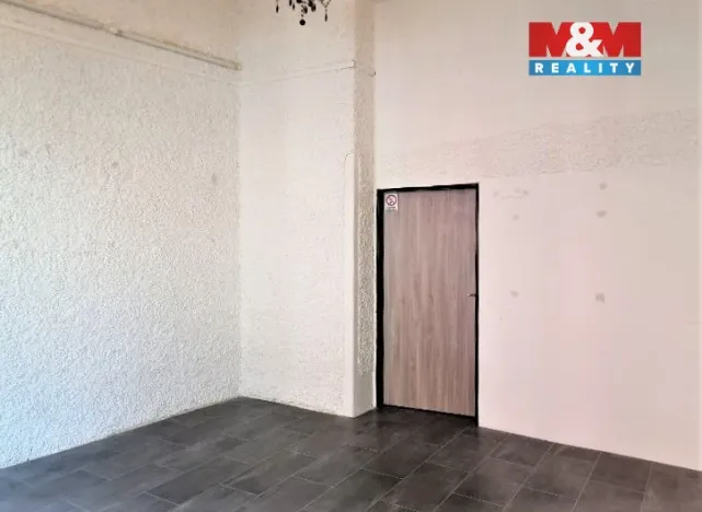 Pronájem obchodního prostoru, Kladno, Váňova, 35 m2
