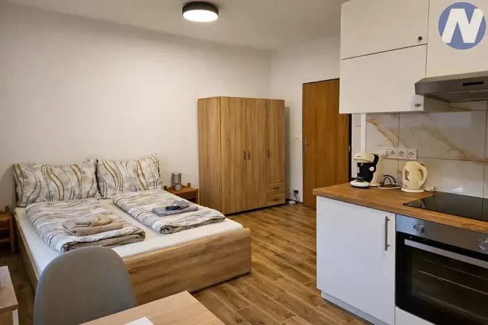 Pronájem bytu 1+kk, Husinec, Jeronýmova, 29 m2
