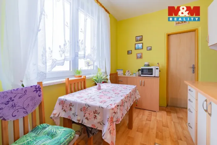 Prodej bytu 3+1, Aš, Palackého, 67 m2