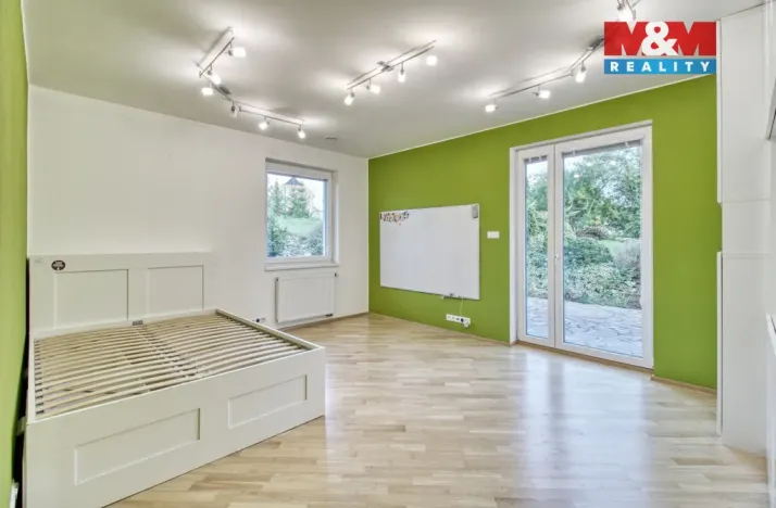 Prodej rodinného domu, Hrušovany, 300 m2