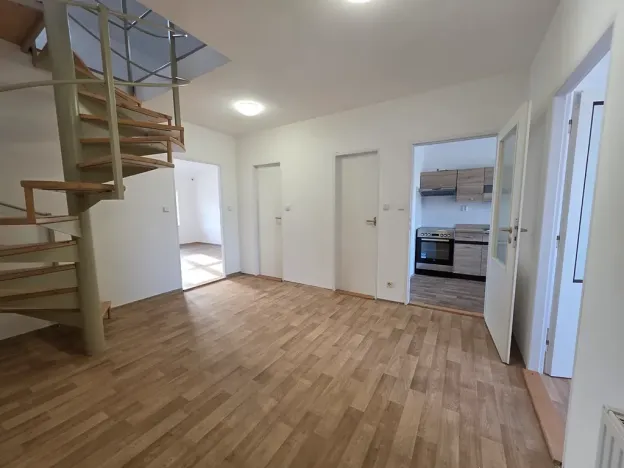 Pronájem bytu 3+1, Frýdlant nad Ostravicí, Kadlčákova, 150 m2