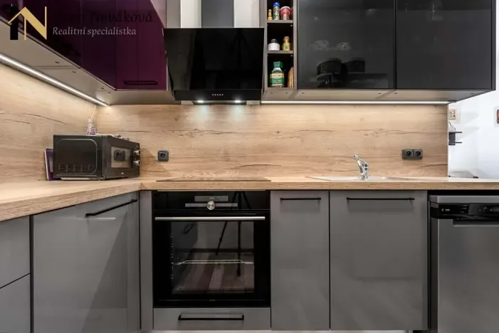 Prodej bytu 2+kk, Milovice, Višňová, 63 m2