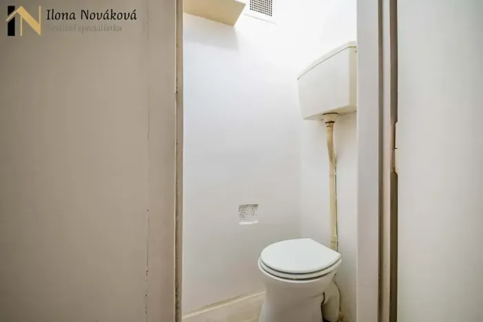 Prodej bytu 2+1, Praha - Kobylisy, Horňátecká, 57 m2