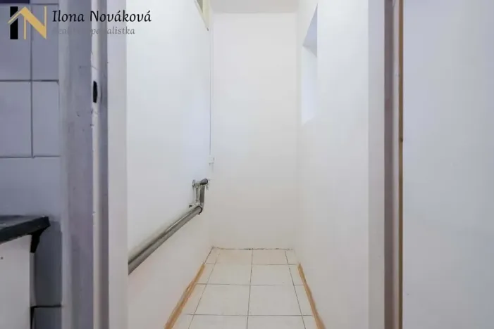 Prodej bytu 2+1, Praha - Kobylisy, Horňátecká, 57 m2