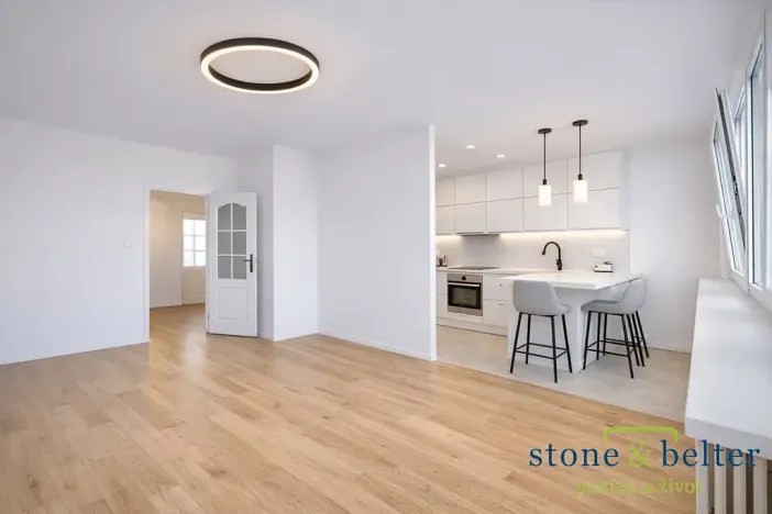 Prodej bytu 3+1, Praha - Stodůlky, U jezera, 82 m2