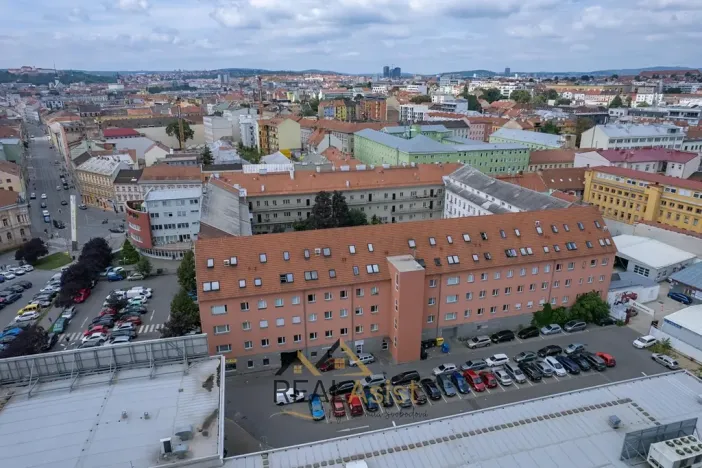 Pronájem bytu 3+kk, Brno, Tkalcovská, 74 m2