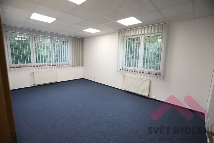 Pronájem kanceláře, Praha - Libeň, Voctářova, 117 m2