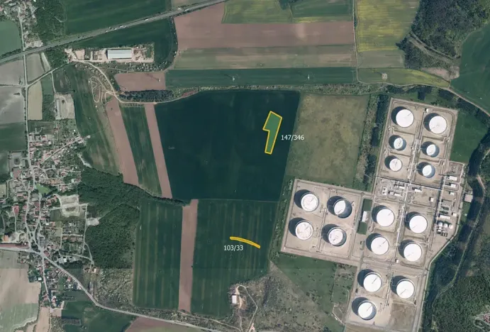 Prodej pole, Uhy, 9570 m2