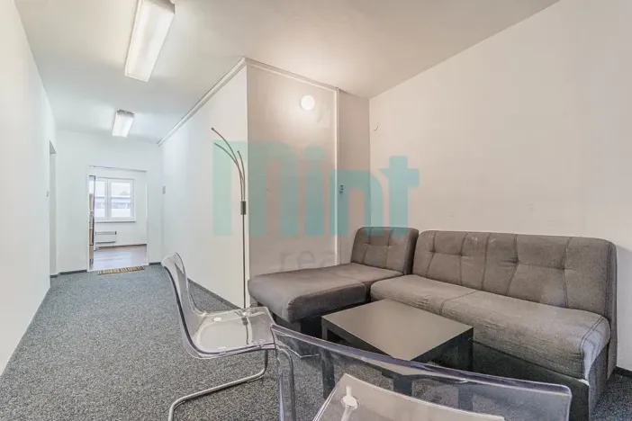 Pronájem kanceláře, Ostrava, Teslova, 27 m2