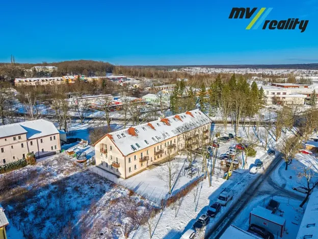Prodej bytu 4+kk, Milovice, Kaštanová, 131 m2