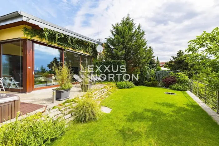 Pronájem rodinného domu, Praha - Lysolaje, Hřebenová, 190 m2