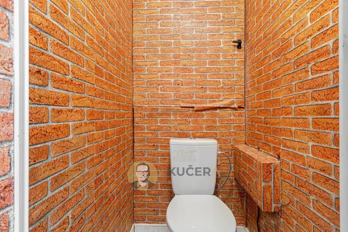 Pronájem bytu 2+kk, Kralupy nad Vltavou, sídl. U Cukrovaru, 42 m2