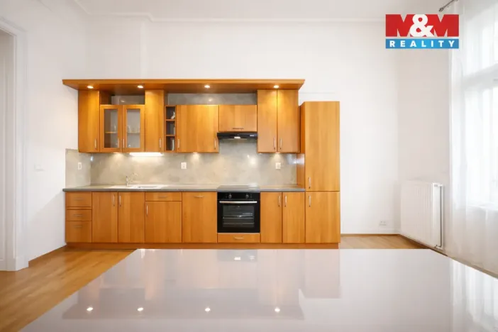 Prodej bytu 3+kk, Karlovy Vary, Krále Jiřího, 74 m2