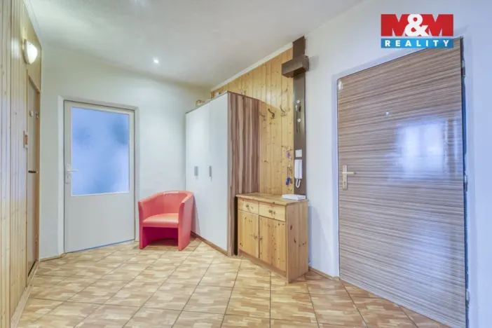 Prodej bytu 2+1, Bor, Přimdská, 63 m2