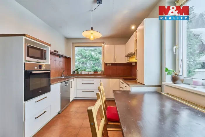 Prodej rodinného domu, Horní Maršov, Za Vodou, 600 m2