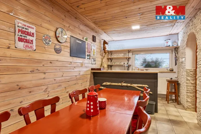 Prodej rodinného domu, Horní Maršov, Za Vodou, 600 m2