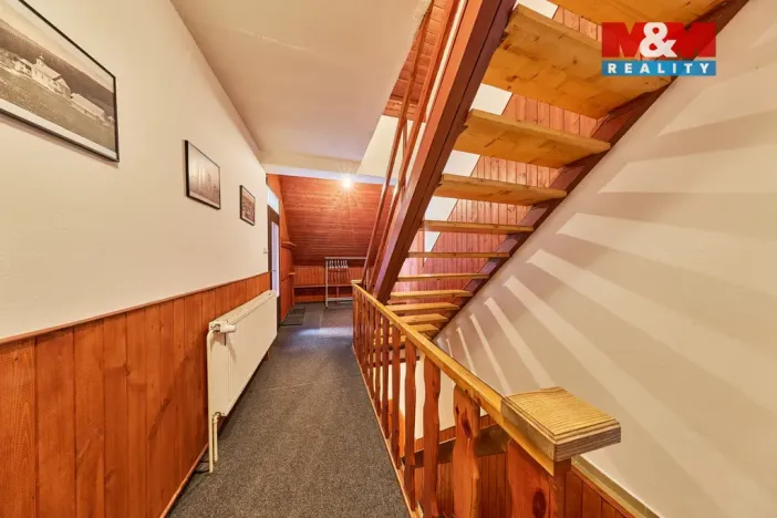 Prodej rodinného domu, Horní Maršov, Za Vodou, 600 m2