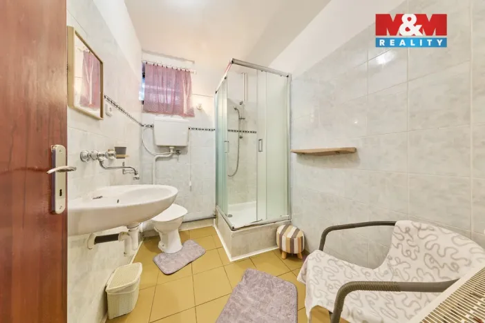 Prodej rodinného domu, Horní Maršov, Za Vodou, 600 m2