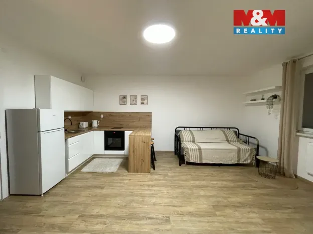 Prodej bytu 1+kk, Ostrava - Nová Ves, Na Lánech, 30 m2
