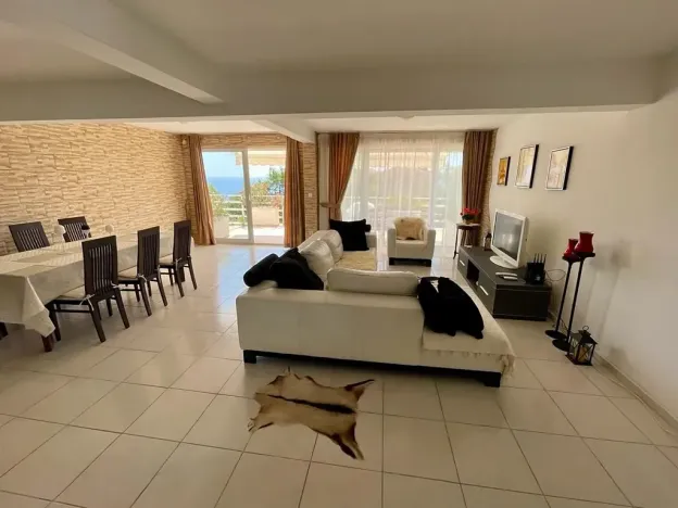 Prodej bytu 3+kk, Сеоце, Černá Hora, 61 m2