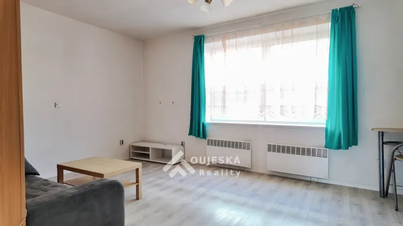 Pronájem bytu 1+1, Boskovice, Hybešova, 46 m2