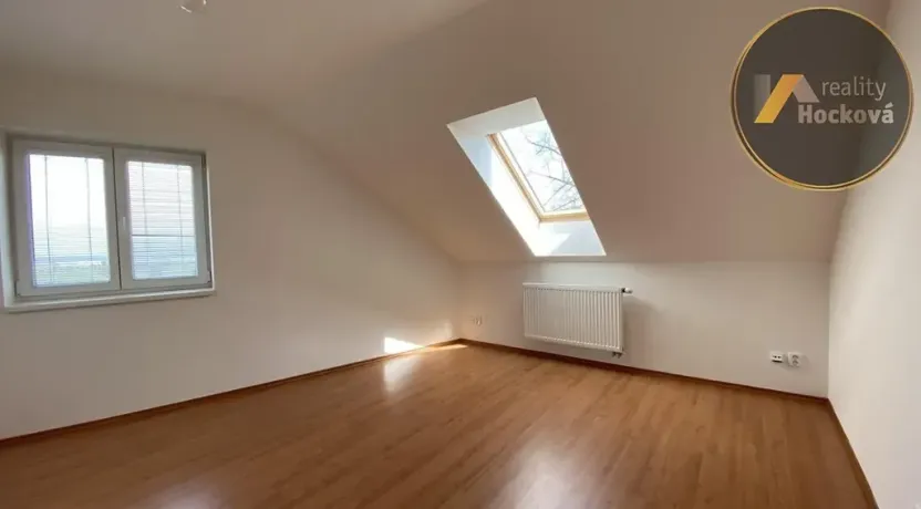 Pronájem rodinného domu, Postřižín, Duhová, 176 m2