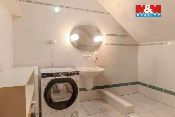 Prodej rodinného domu, Otrokovice, Nábřeží, 386 m2