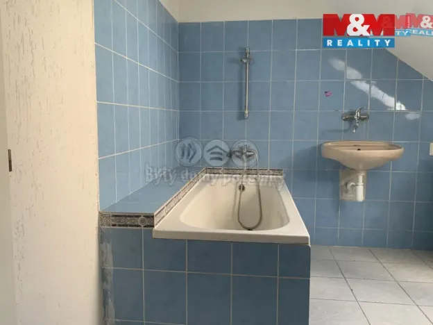 Pronájem bytu 1+kk, Vojkovice - Bukol, 58 m2